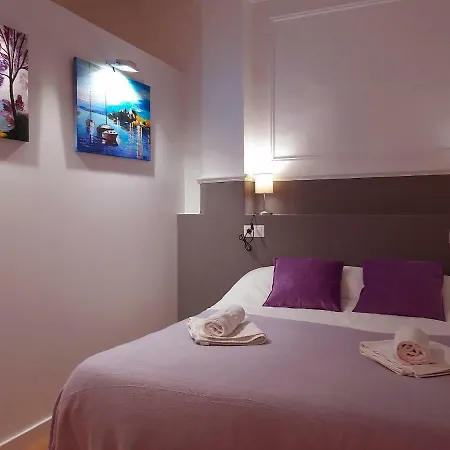 Roseia Apartment